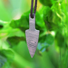 Arrow head Pendant with adjustable leather cord