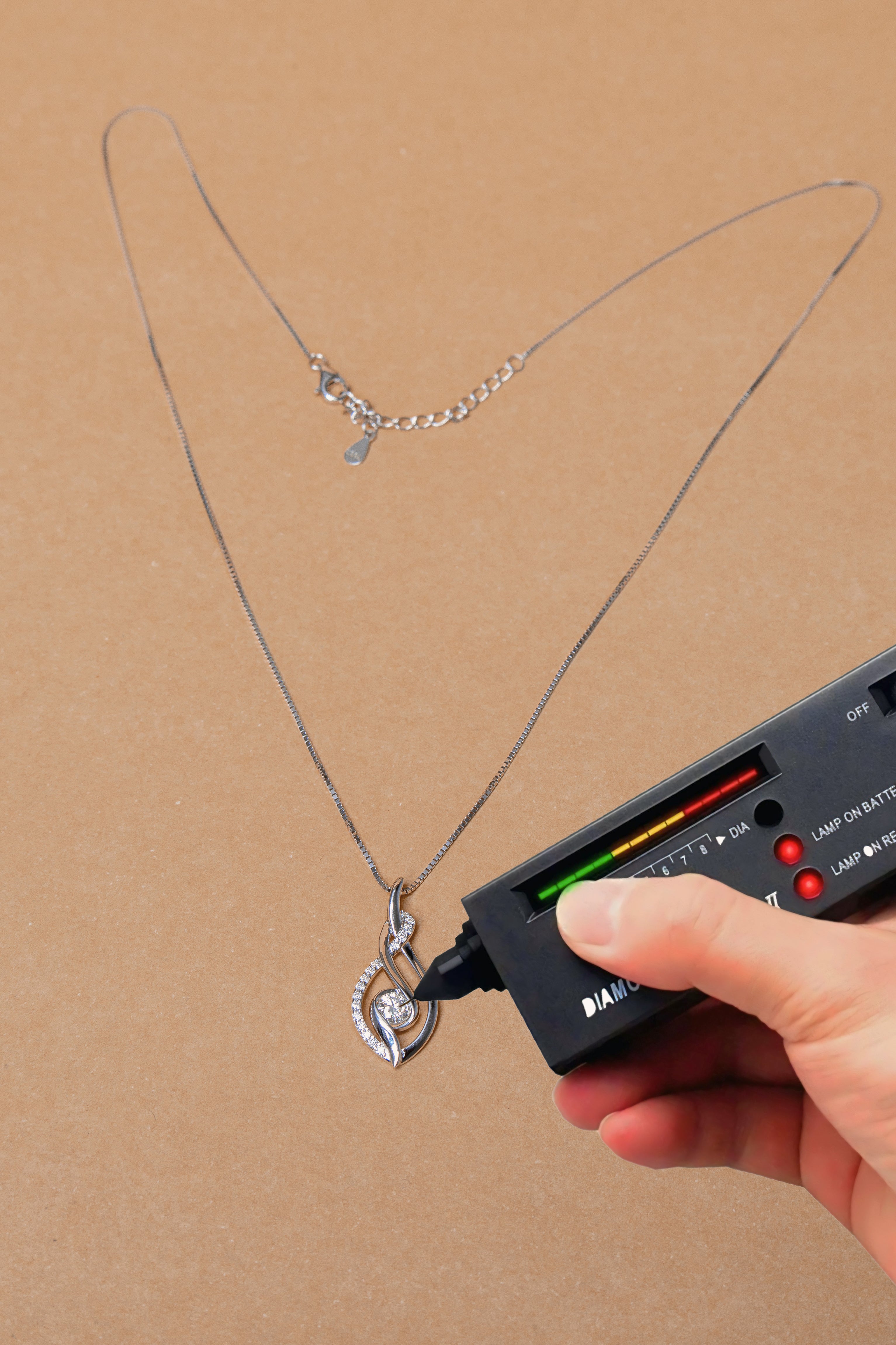 Exquisite Pendant Necklace with 1Carat Moissanite  Necklace 