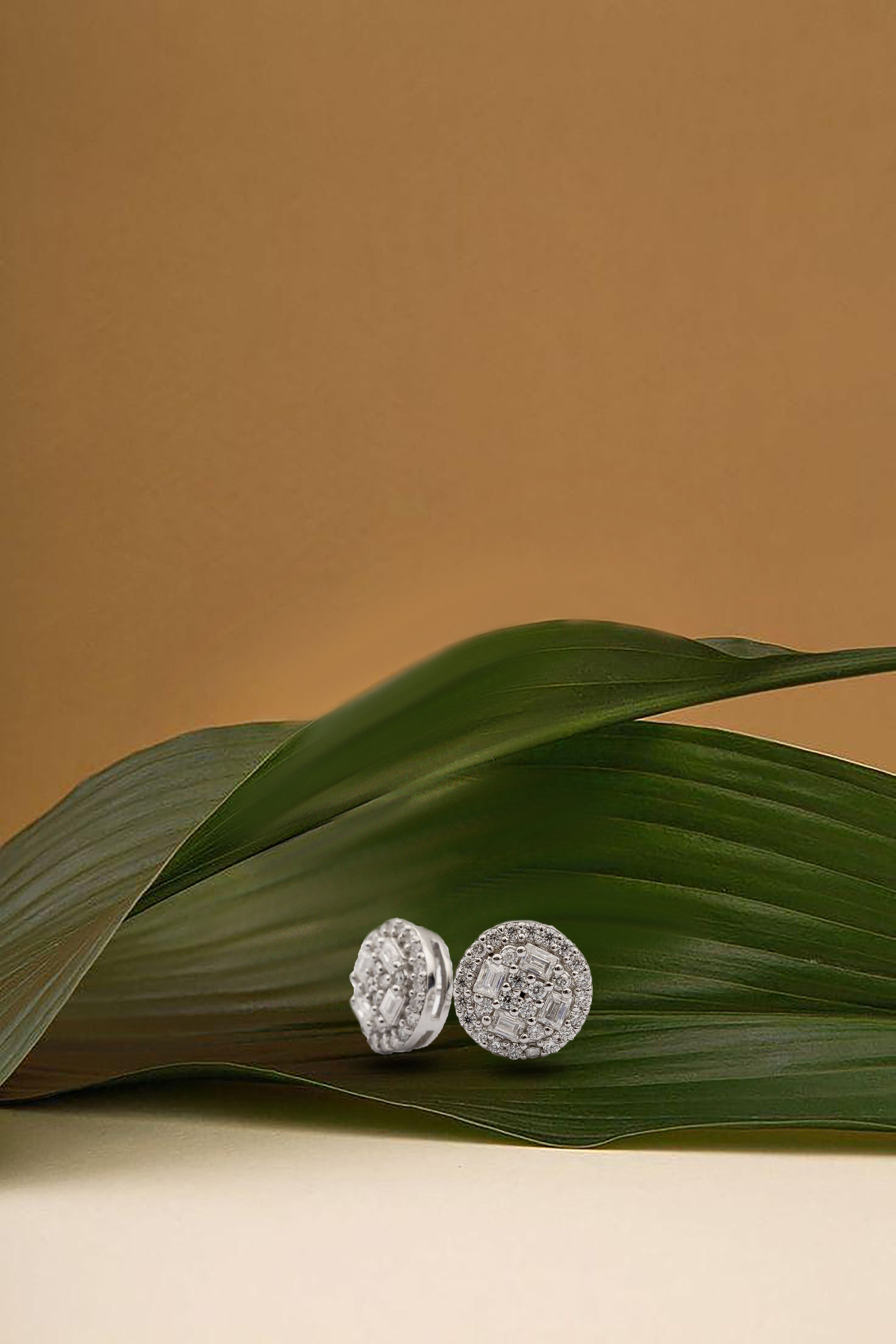 925 Sterling Silver 1 Carat Moissanite Earrings Secondary image