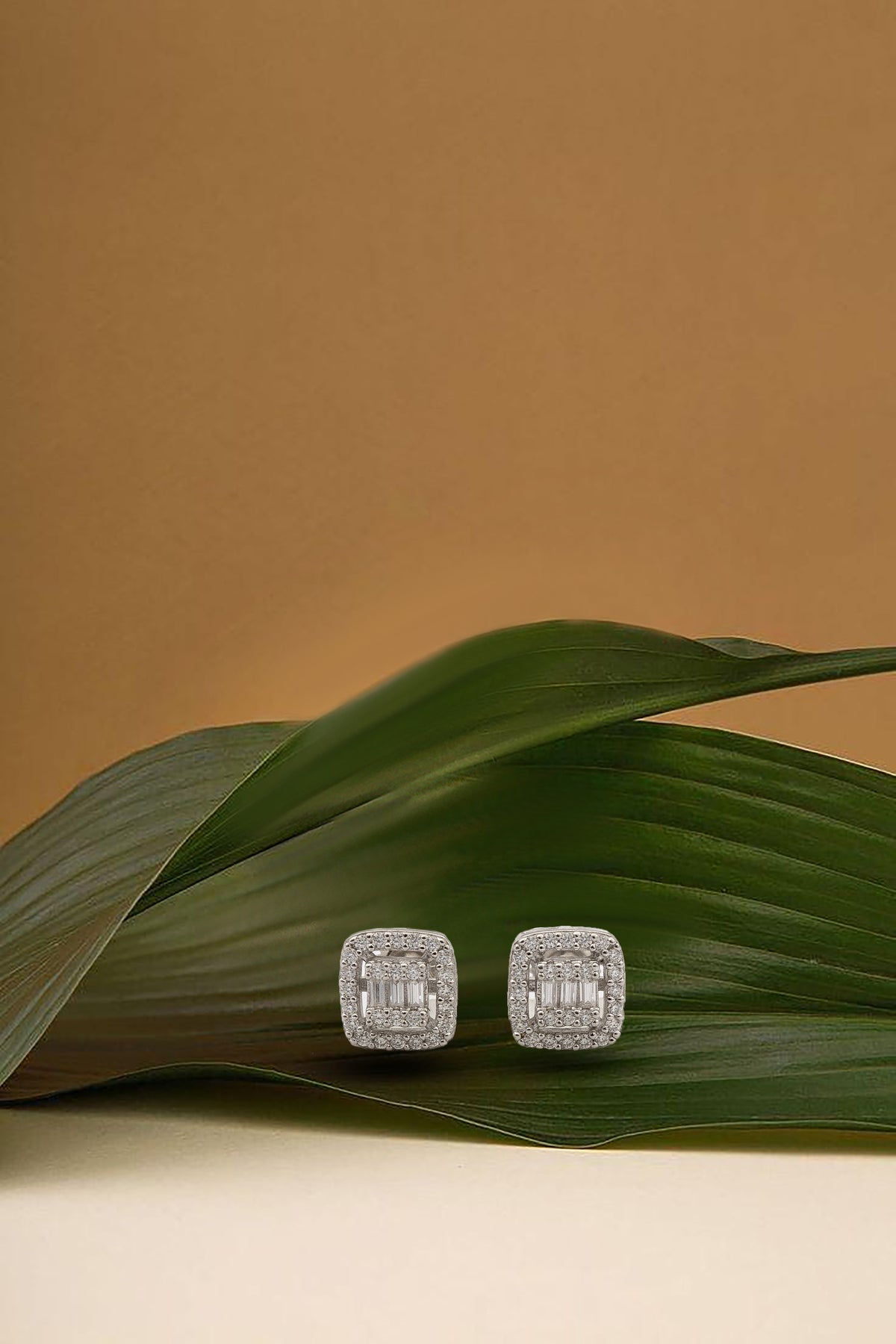925 Sterling Silver 1 Carat Moissanite Earrings Main image