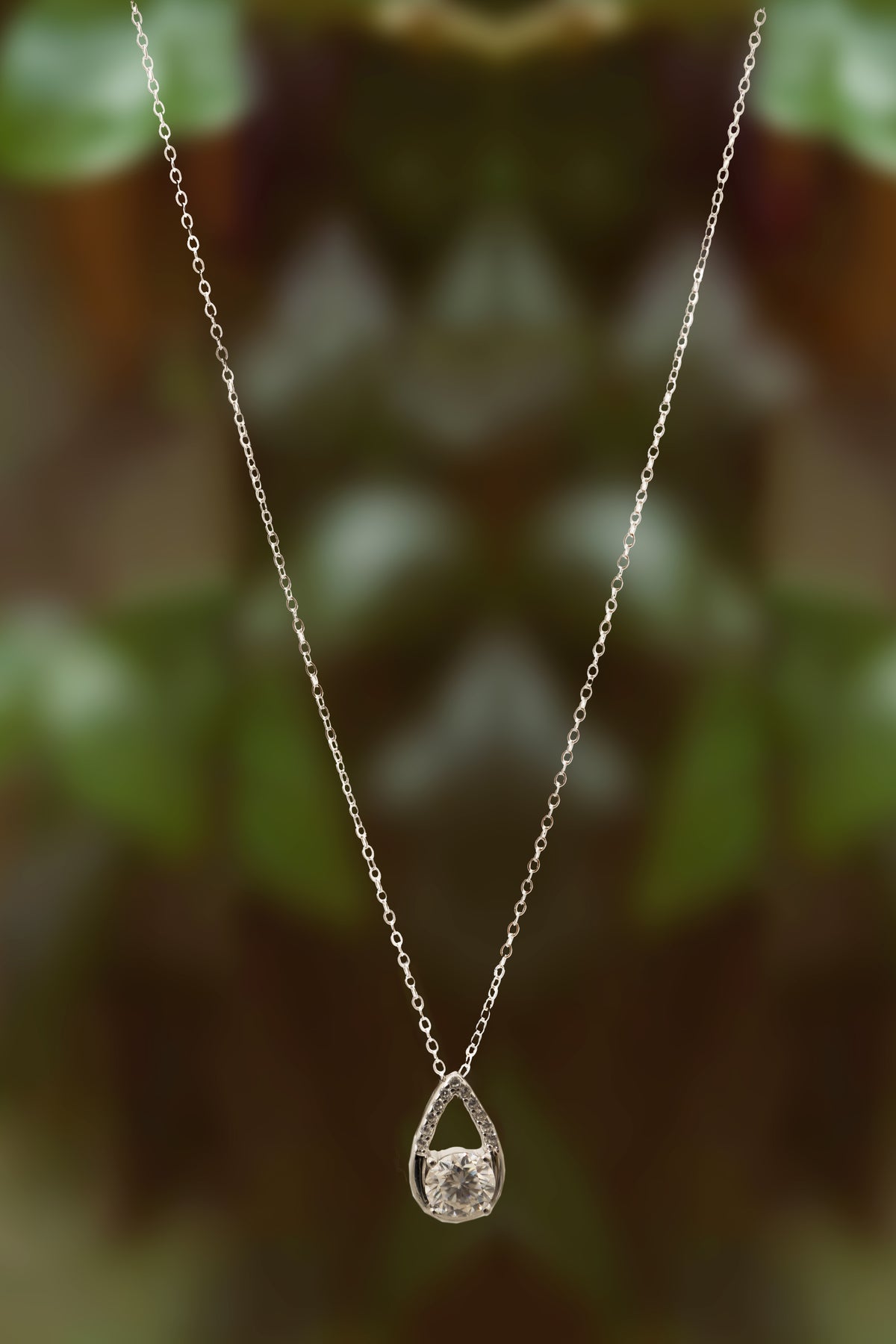 925 Sterling Silver Necklace with 1Carat Moissanite Stone